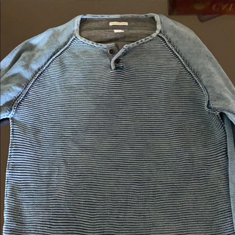 Carbon 2 Cobalt sweater